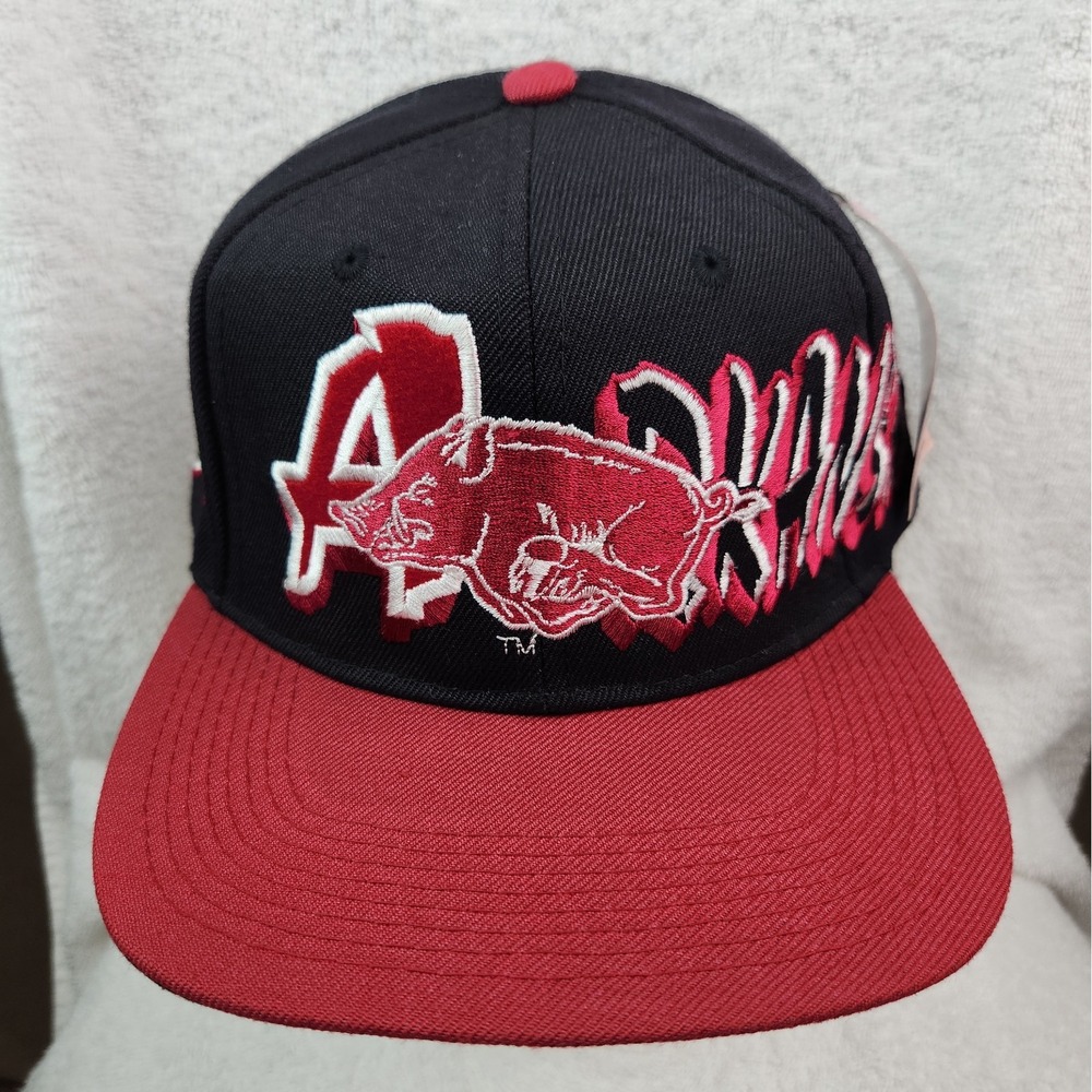 VTG Arkansas Razorbacks Hat Cap Snapback Black Graffiti Wrap Around New With Tag